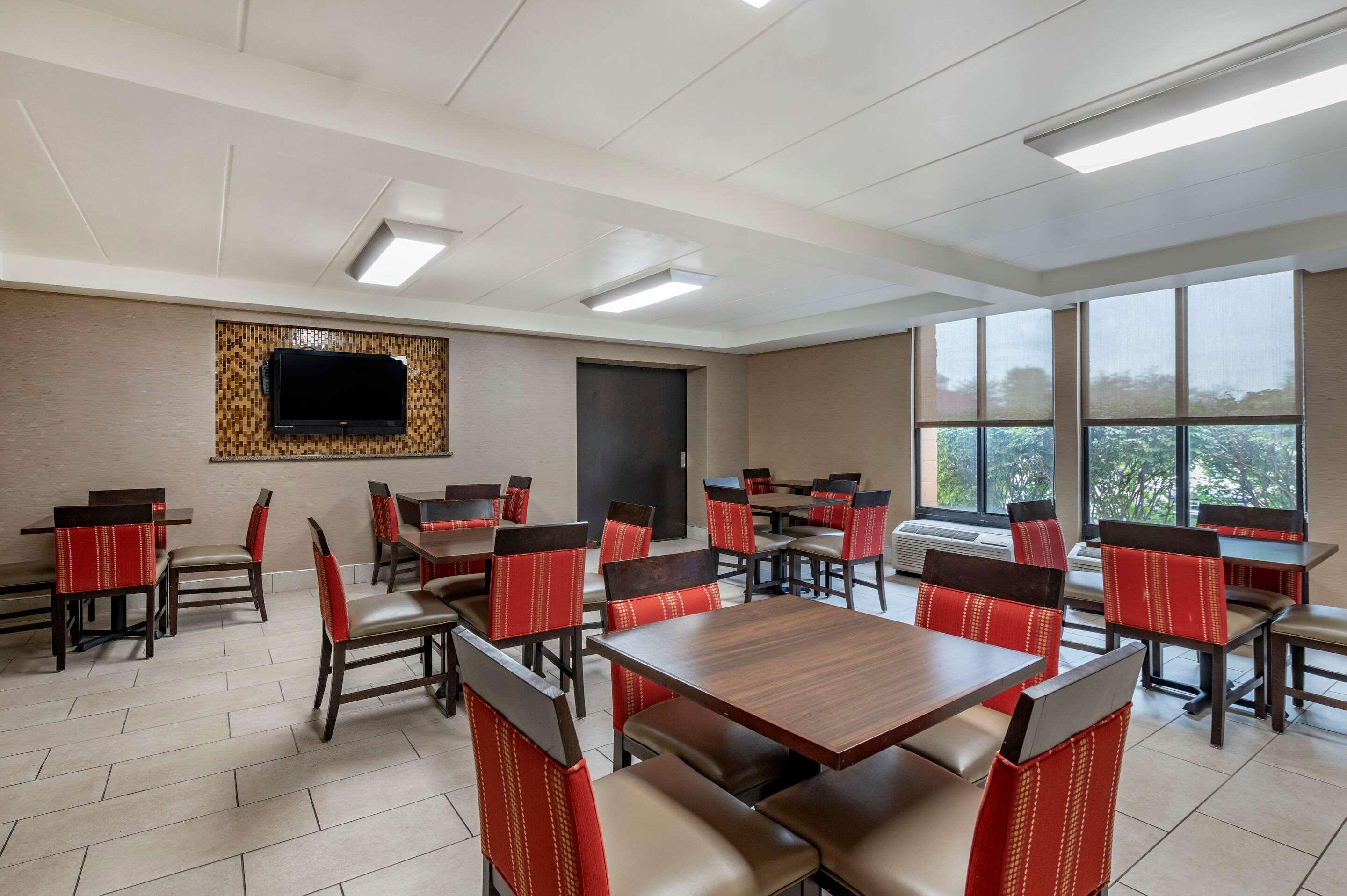 Comfort Inn Northeast Mason Exterior foto